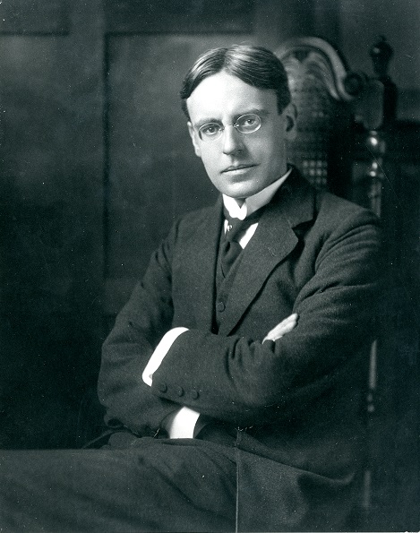 Black and white photograph of Dr Robert Fleming Rattray