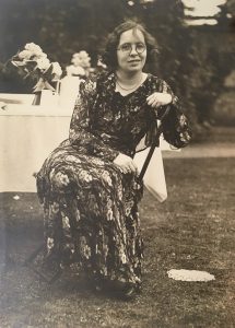 Nellie Bonsor, one of the first students at the University College Leicester, returns for a garden party in 1933 when the British Association for the Advancement of Science visits. From the University of Leicester Archives, ULA/FG9/2/3