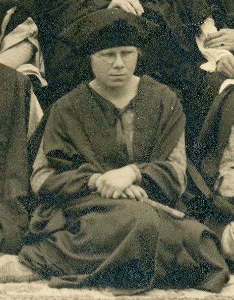 Cropped photograph of Mollie Phoebe Rippin in the summer she graduated, from the class photo of 1927. University of Leicester Archives, ULA/FG5/1/5.